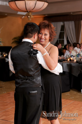 Best Heathrow Country Club wedding photographer - Sandra Johnson (SJFoto.com)